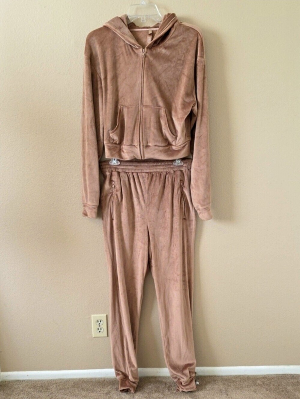 SKIMS Womens Sienna Velour Tracksuit Set - Size Small